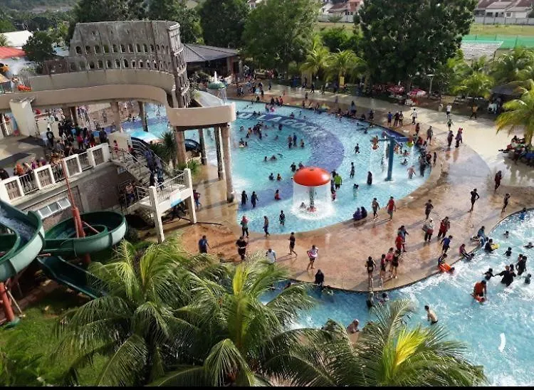 Melaka B Lagoon Irfan Luxury Room